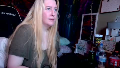 Candi online show from July 23, 2026, 2:37 pm