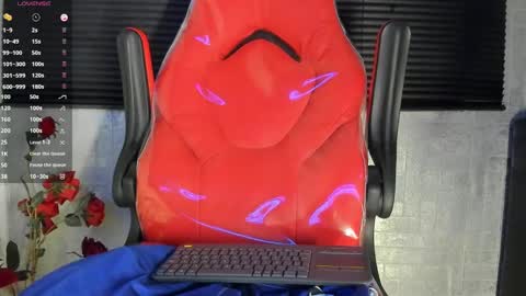 candresruiz online show from October 17, 2025, 11:57 am