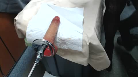 candy1960 online show from July 28, 2026, 8:43 am