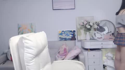 candy8998 online show from October 3, 2025, 10:40 pm