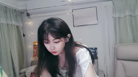 candy8998 online show from July 13, 2026, 10:01 pm