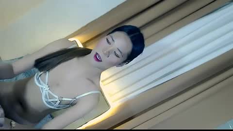 Candy online show from March 22, 2026, 6:50 am