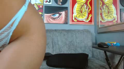 Candy biitch online show from September 24, 2025, 2:31 pm