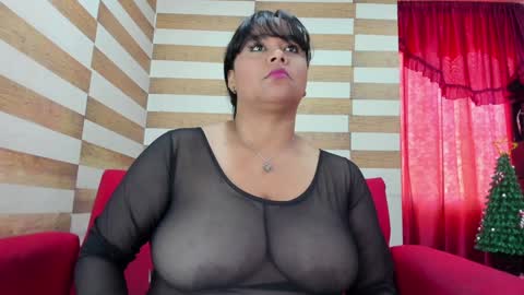 Snapshot of candy_browm1 chatting on December 2, 2024, 12:51 pm Candy  Brown online show from December 2, 2024, 12:51 pm