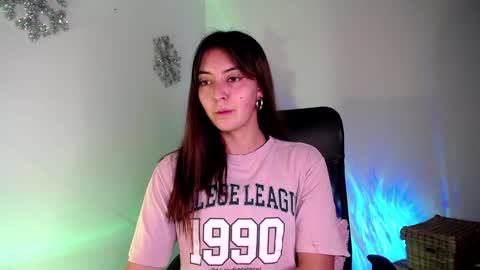 Snapshot of candy_canee chatting on January 17, 2025, 8:55 pm online show from January 17, 2025, 8:55 pm