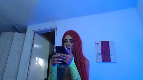 Snapshot of candy_cumyy1 chatting on December 16, 2024, 12:27 pm candy_cumyy1 online show from December 16, 2024, 12:27 pm