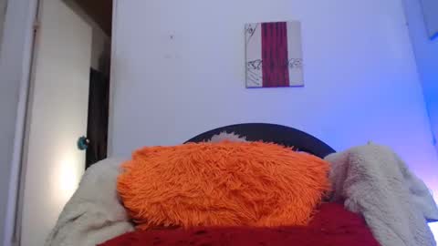Snapshot of candy_cumyy1 chatting on January 13, 2025, 1:39 pm candy_cumyy1 online show from January 13, 2025, 1:39 pm