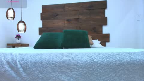 Jolie online show from November 4, 2025, 7:46 pm