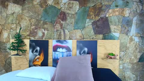 Jolie online show from December 22, 2025, 8:39 pm