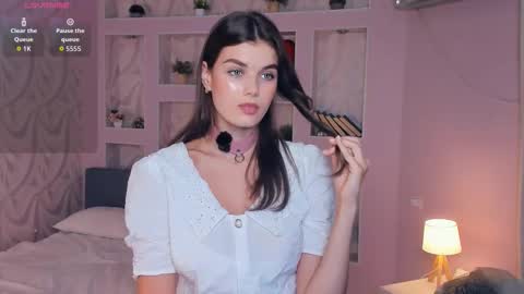 Snapshot of candy_flo chatting on September 26, 2025, 7:12 am Flora online show from September 26, 2025, 7:12 am