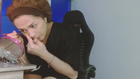 Snapshot of candy_giuliana21 chatting on June 18, 2026, 12:55 am candy_giuliana21 online show from June 18, 2026, 12:55 am