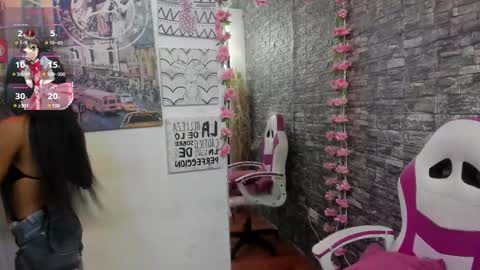 candy_kiss__ online show from February 5, 2026, 9:30 pm