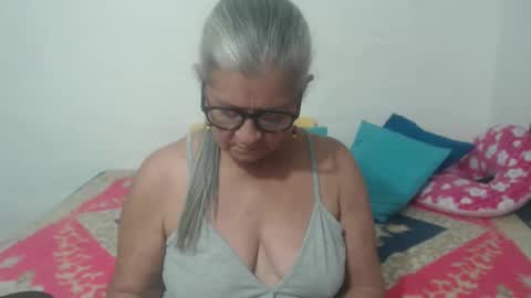 candy online show from December 16, 2024, 1:10 am