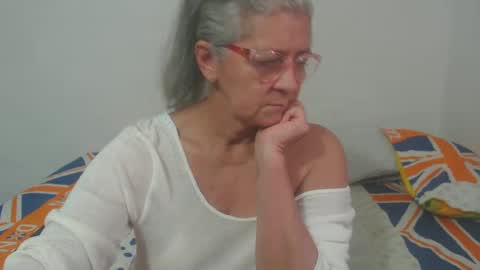 candy online show from February 24, 2025, 9:52 pm