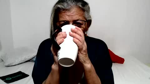 Snapshot of candy_mature_ chatting on August 3, 2026, 11:08 pm candy online show from August 3, 2026, 11:08 pm
