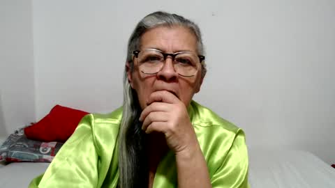 Snapshot of candy_mature_ chatting on August 7, 2026, 9:55 am candy online show from August 7, 2026, 9:55 am