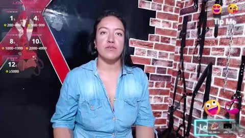 Snapshot of candy_mia_1 chatting on October 8, 2025, 10:18 pm candy_mia_1 online show from October 8, 2025, 10:18 pm