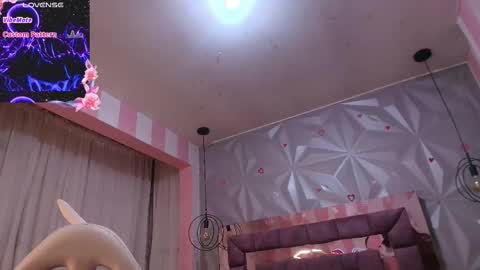 Ania online show from September 20, 2025, 11:22 am