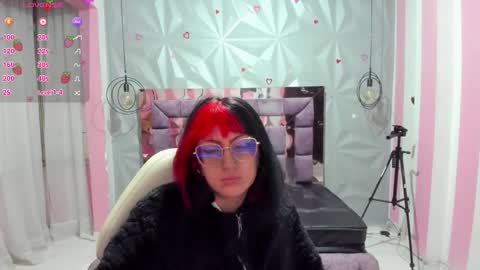 Ania online show from November 28, 2025, 11:02 am