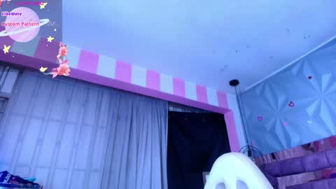Ania online show from April 25, 2026, 11:13 am