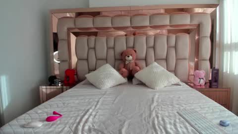 samantha online show from January 8, 2025, 9:34 pm