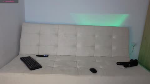 Scarlett online show from September 24, 2025, 5:00 am