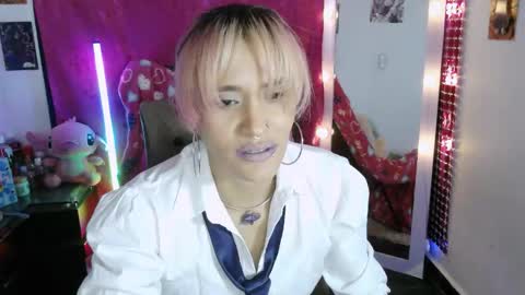 CandyStyle online show from September 29, 2025, 11:48 am