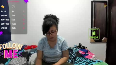 Snapshot of candy_val chatting on April 17, 2026, 5:54 am candy_val online show from April 17, 2026, 5:54 am