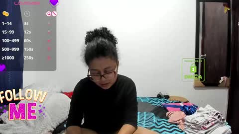 Snapshot of candy_val chatting on April 18, 2026, 6:06 am candy_val online show from April 18, 2026, 6:06 am