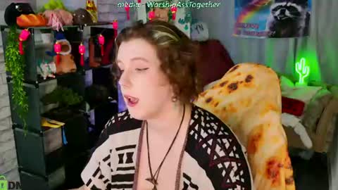 Mary online show from July 14, 2026, 2:05 am