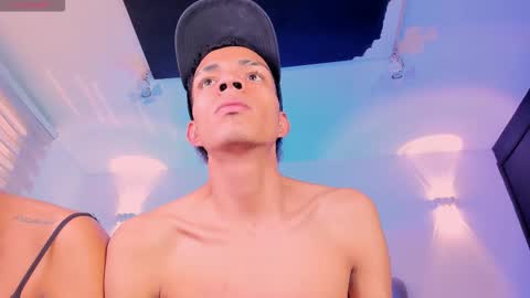  and MarilynHot online show from November 21, 2025, 10:30 pm