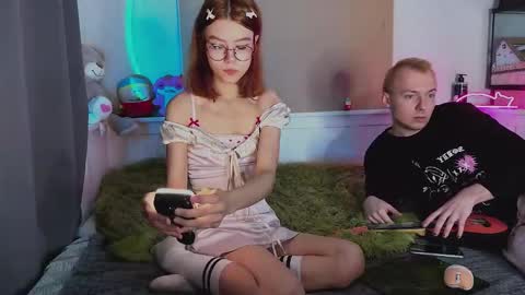 candybeee online show from November 30, 2025, 4:22 pm