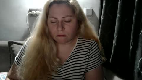 Laura online show from January 12, 2025, 7:10 pm