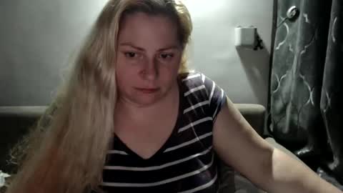 Laura online show from January 24, 2025, 7:39 pm