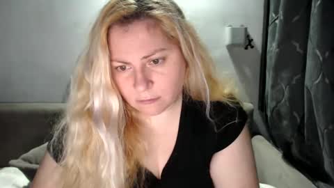 Laura online show from January 27, 2025, 3:39 pm