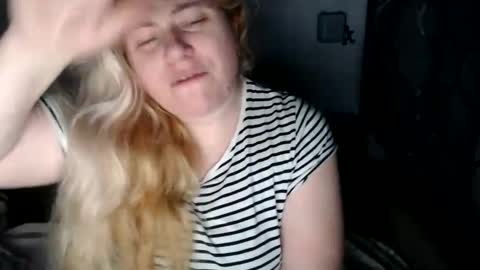 Laura online show from January 30, 2025, 2:25 pm