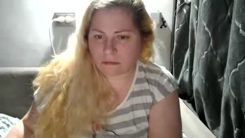 Laura online show from February 2, 2025, 2:48 am