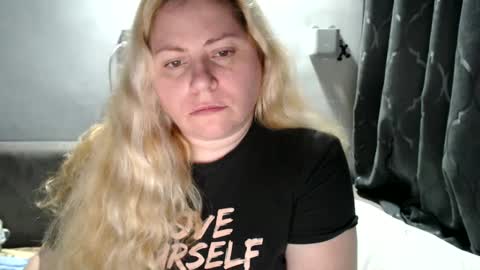 Laura online show from February 15, 2025, 11:14 pm