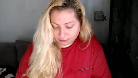 Laura online show from February 25, 2025, 7:52 am