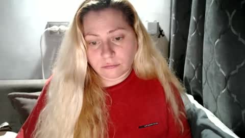 Laura online show from February 26, 2025, 10:31 pm