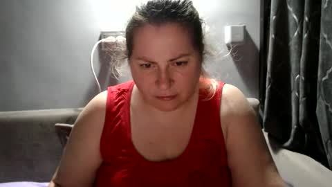 Laura online show from September 10, 2025, 4:51 pm