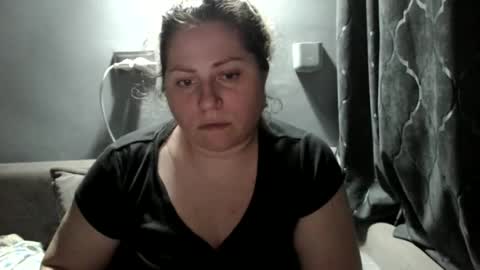 Laura online show from November 21, 2025, 5:11 pm