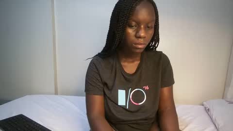 candycurly_ online show from February 24, 2025, 3:23 am