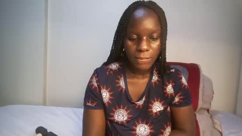 candycurly_ online show from March 9, 2025, 7:48 pm