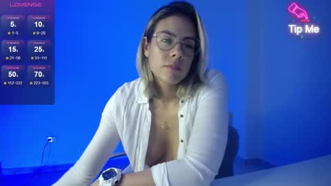 Candy Dowson online show from February 7, 2025, 11:12 am