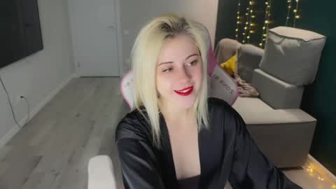 Snapshot of candyhannah chatting on April 10, 2026, 4:01 pm You can call me HH online show from April 10, 2026, 4:01 pm