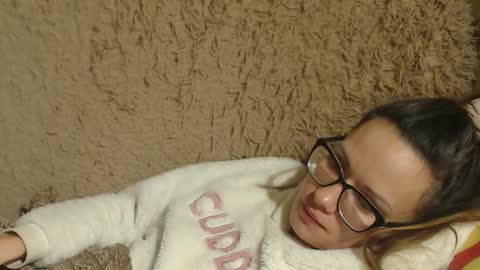 say meow and send tips  online show from January 26, 2025, 8:13 pm