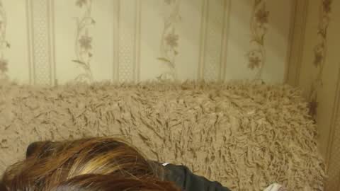 say meow and send tips  online show from September 10, 2025, 4:40 pm