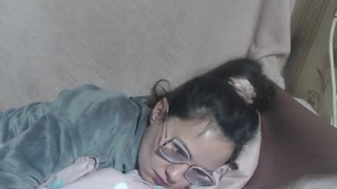 say meow and send tip  online show from March 23, 2026, 9:19 pm