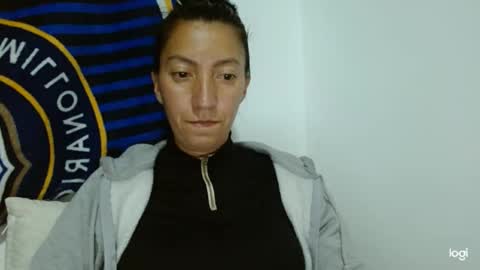 candymilfff online show from September 10, 2025, 4:12 am